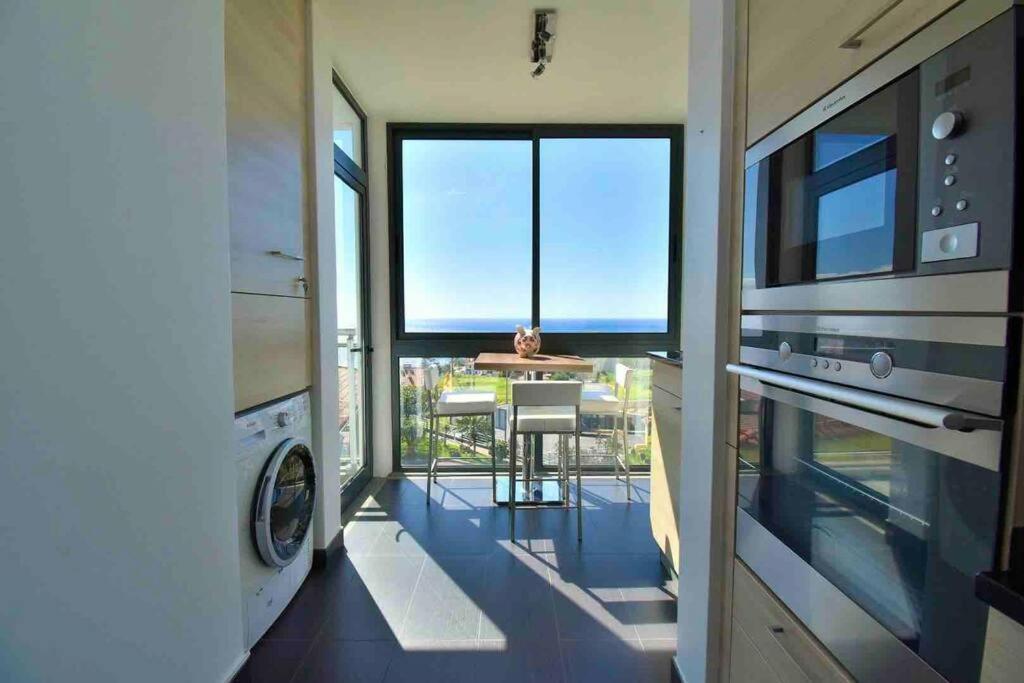 Rubeus Apartment Caniço Екстериор снимка